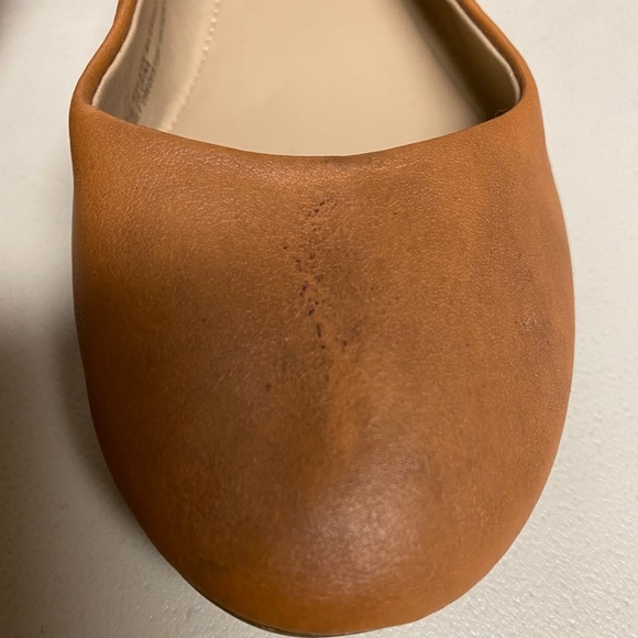 Mossimo Supply Co. Flats - Picture 2 of 3